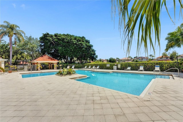 3460 N Pinewalk Dr N Unit 321, Margate, FL 33063 - community pool with a patio