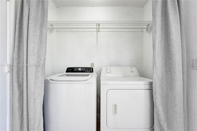 3460 N Pinewalk Dr N Unit 321, Margate, FL 33063 - laundry area featuring washer and dryer