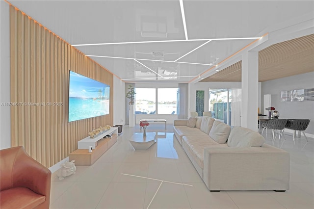 6694 NW 107th Pl, Doral, FL 33178 - view of tiled living area