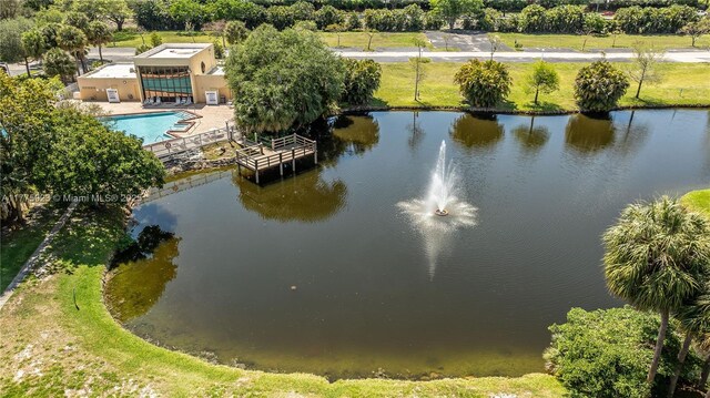 2801 SW 87th Ave Unit 1006, Davie, FL 33328 - aerial view of property and surrounding area with a pool and a nearby body of water