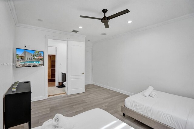 1430 NW 114th Ave, Plantation, FL 33323 - bedroom featuring ornamental molding, wood finished floors, baseboards, recessed lighting, and a ceiling fan