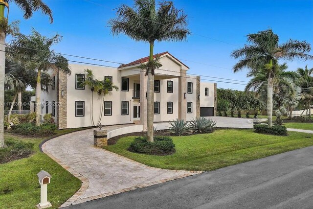 1430 NW 114th Ave, Plantation, FL 33323 - view of property with curved driveway