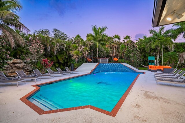 3152 SW 147th Ave, Davie, FL 33330 - swimming pool with a patio and outdoor lounge area