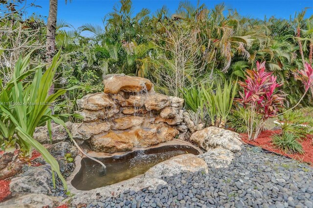 3152 SW 147th Ave, Davie, FL 33330 - exterior view of a small pond
