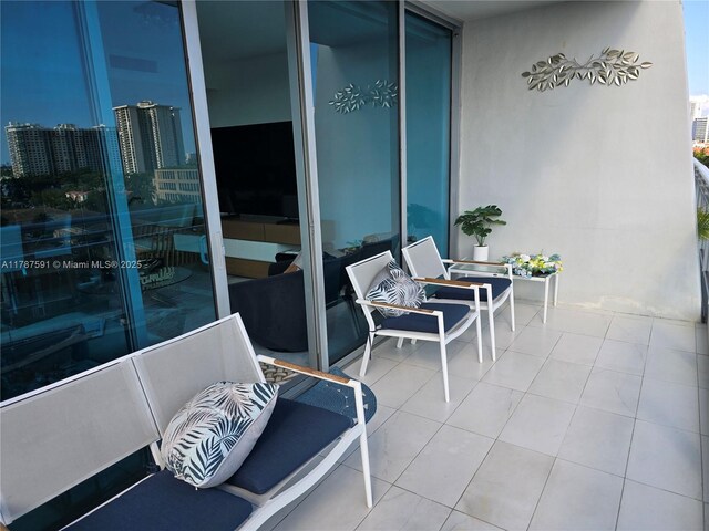 2950 NE 188th St Unit 501, Aventura, FL 33180 - view of balcony