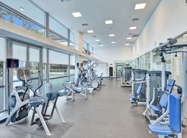 2950 NE 188th St Unit 501, Aventura, FL 33180 - workout area with a high ceiling