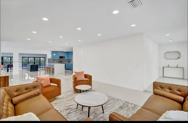 1141 N Northlake Dr, Hollywood, FL 33019 - photo 40