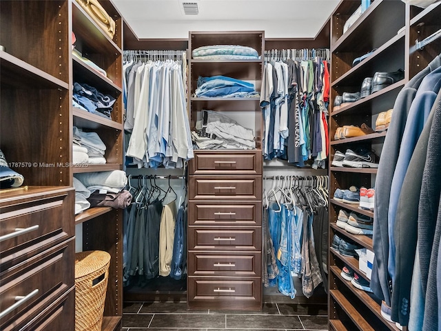 4231 NE 16th Ave, Oakland Park, FL 33334 - view of walk in closet