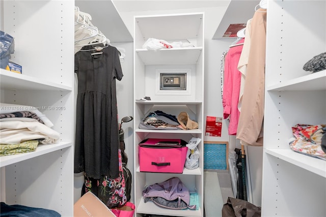 3180 S Ocean Dr Unit 1608, Hallandale Beach, FL 33009 - view of walk in closet
