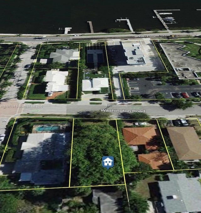 3609 Washington Rd, West Palm Beach, FL 33405 - aerial view of property's location with property boundaries highlighted
