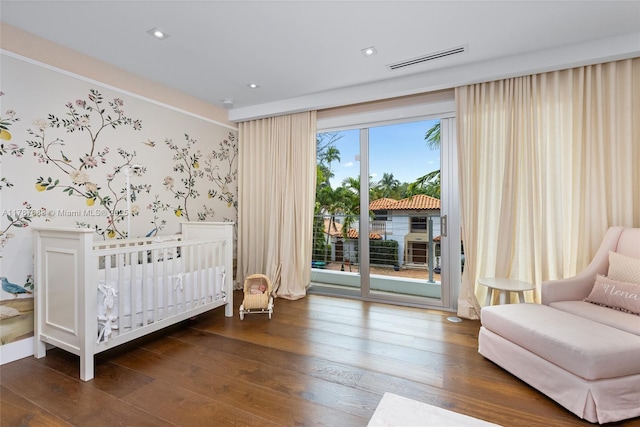 4039 Ventura Ave, Miami, FL 33133 - bedroom featuring hardwood / wood-style floors, visible vents, recessed lighting, and access to exterior