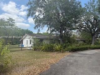 14275 SW 232nd St, Miami, FL 33170 - view of home's exterior