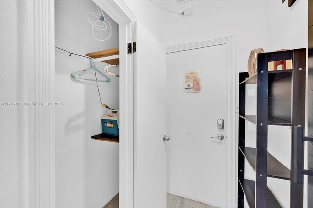 255 W 24th St Unit 136, Miami Beach, FL 33140 - view of corridor