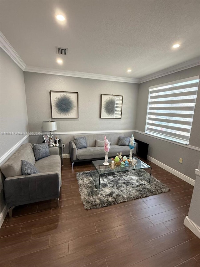 7353 NW 174th Ter Unit 107, Hialeah, FL 33015 - living area with crown molding, wood tiled floors, recessed lighting, and a textured ceiling