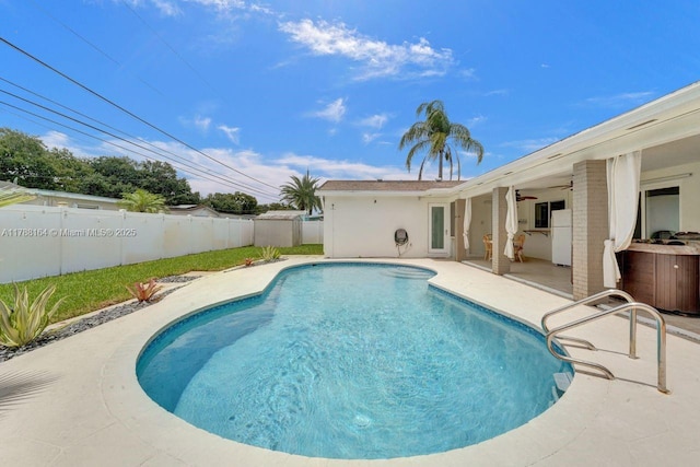 5031 SW 88th Ter, Cooper City, FL 33328 - view of swimming pool with a patio, a ceiling fan, and a fenced backyard