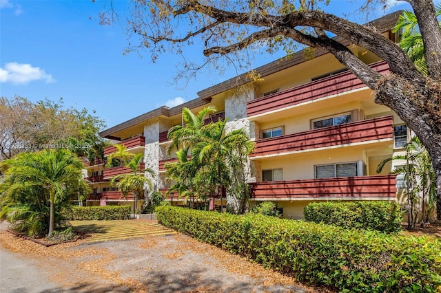 1205 Mariposa Ave Unit 413, Coral Gables, FL 33146 - view of building exterior