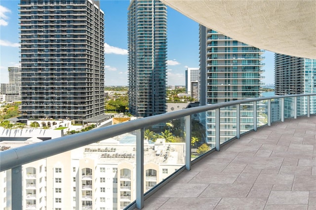 480 NE 30th St Unit 1807, Miami, FL 33137 - balcony with a view of city