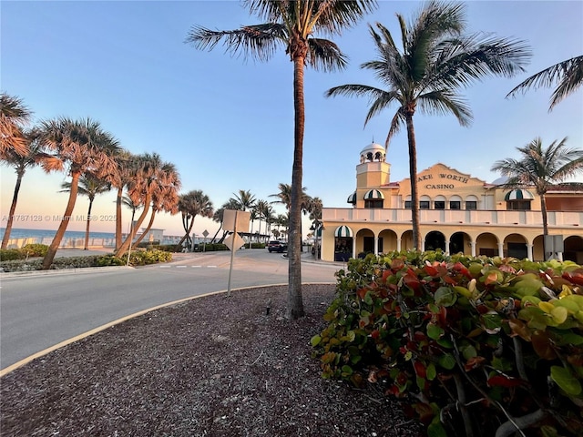 511 Lucerne Ave Unit 408, Lake Worth, FL 33460 - view of building exterior