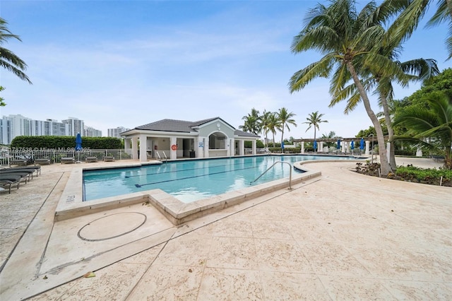 21055 Yacht Club Dr Unit 3101, Aventura, FL 33180 - pool with fence and a patio area