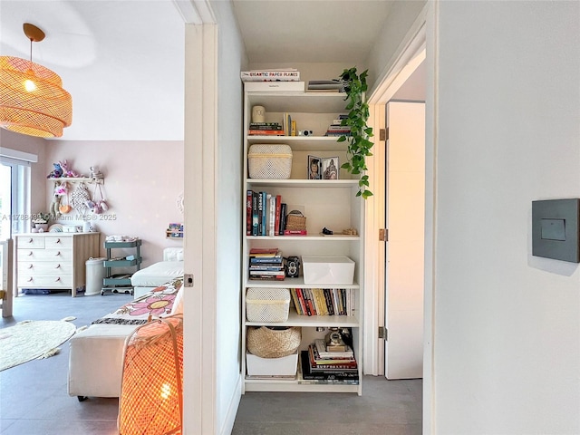 381 Franklin St, Hollywood, FL 33019 - view of pantry