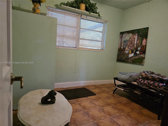1440 NE 117th St, Miami, FL 33161 - sitting room featuring tile patterned floors and baseboards