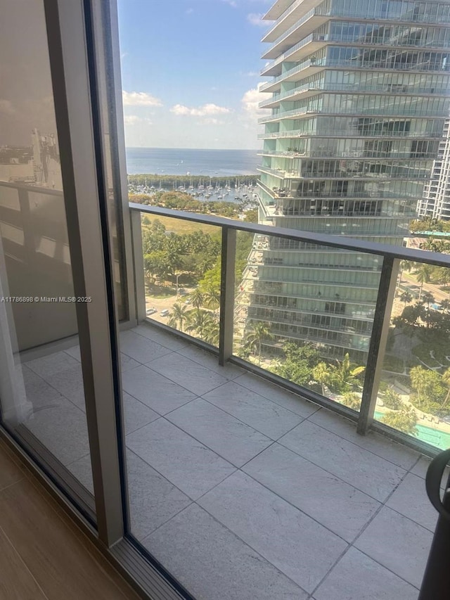 2655 S Bayshore Dr Unit 1607, Miami, FL 33133 - balcony with a water view