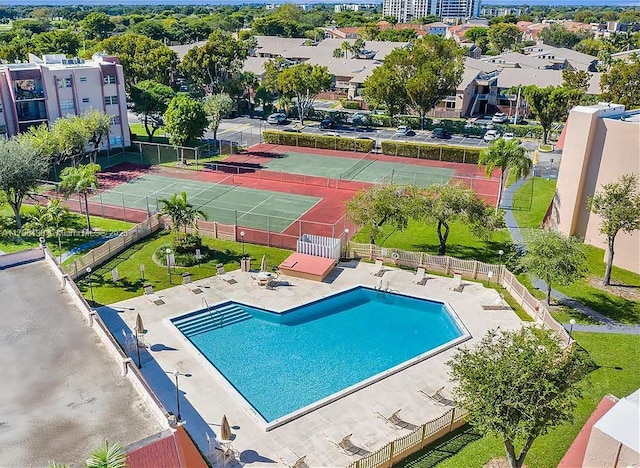 13715 Kendale Lakes Cir Unit Ph-A10, Miami, FL 33183 - community pool with fence