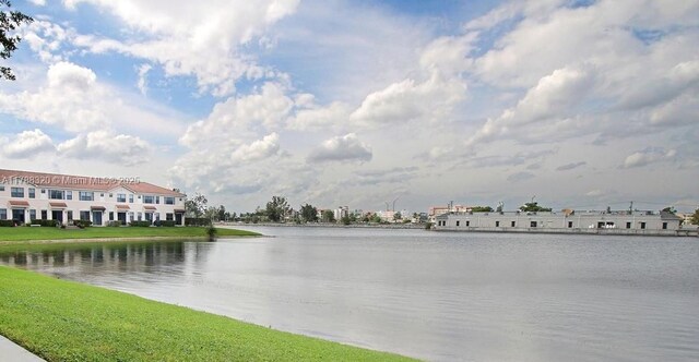 1047 NW 33rd Mnr, Pompano Beach, FL 33064 - water view