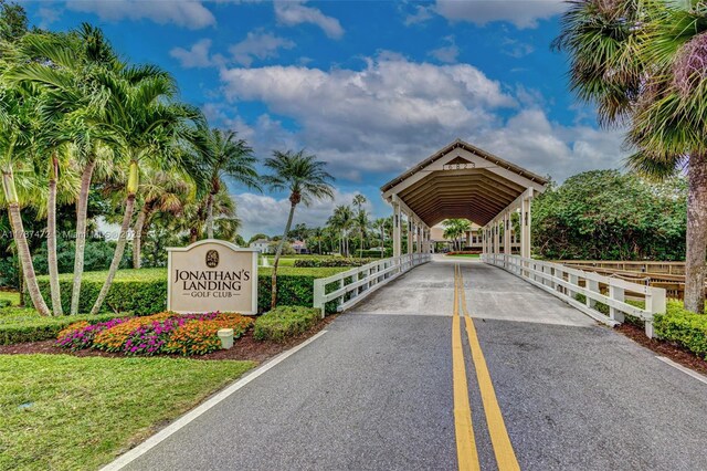 17068 Traverse Cir, Jupiter, FL 33477 - view of street