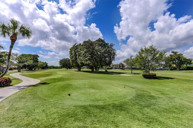 17068 Traverse Cir, Jupiter, FL 33477 - view of property's community featuring view of golf course and a yard