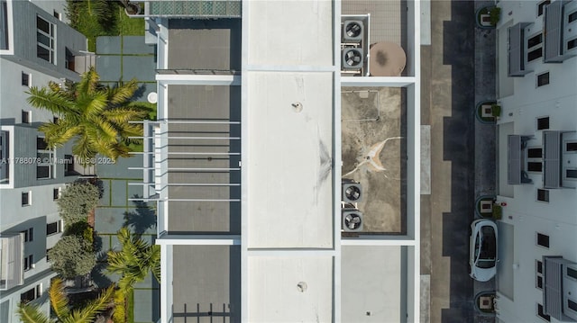 view of exterior details