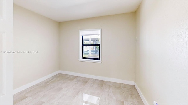 1550 NE 11th St, Homestead, FL 33033 - unfurnished room with baseboards