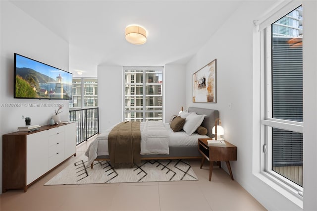300 S Biscayne Blvd Unit L-802, Miami, FL 33131 - bedroom featuring a wall of windows