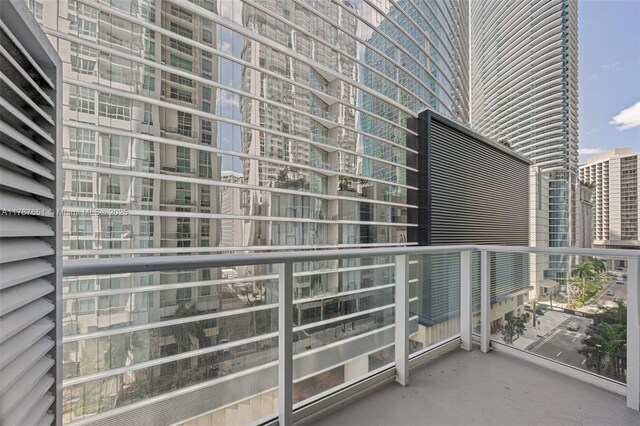 300 S Biscayne Blvd Unit L-802, Miami, FL 33131 - view of balcony
