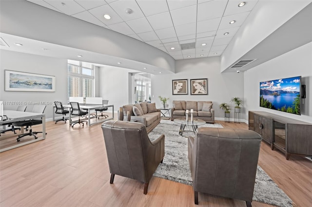 300 S Biscayne Blvd Unit L-802, Miami, FL 33131 - living area with a drop ceiling, light wood-style flooring, baseboards, and recessed lighting