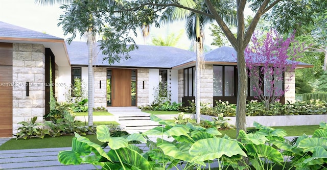 7840 SW 98th St, Miami, FL 33156 - view of front of home with stone siding