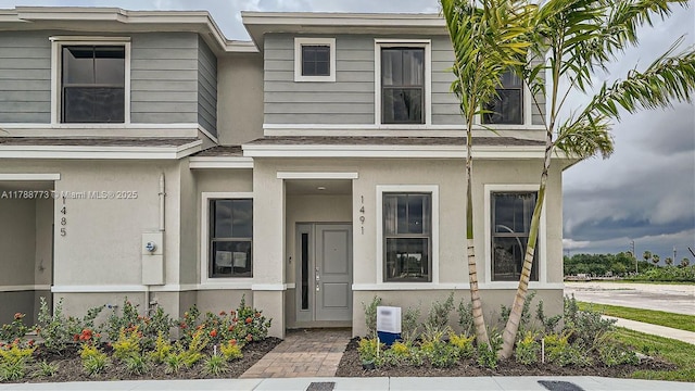 1326 NE 3rd Ave, Florida City, FL 33034 - view of property with stucco siding