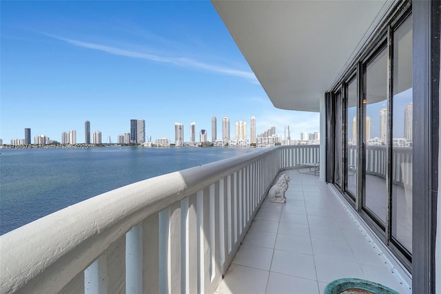 3000 Island Blvd Unit 706, Aventura, FL 33160 - balcony featuring a skyline view and a water view