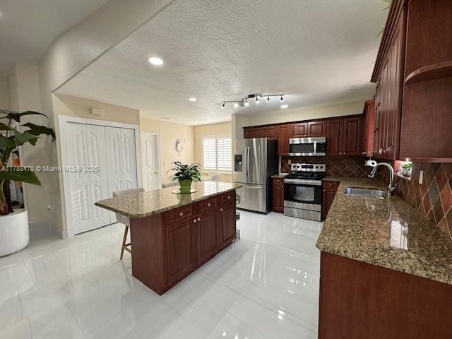 15433 SW 278th St, Homestead, FL 33032