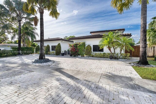 20600 NE 22nd Pl, Miami, FL 33180 - photo 2