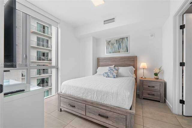 227 NE 2nd St Unit 2901, Miami, FL 33132 - photo 6
