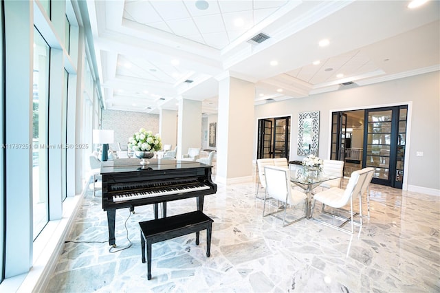 dining space featuring recessed lighting, visible vents, and baseboards