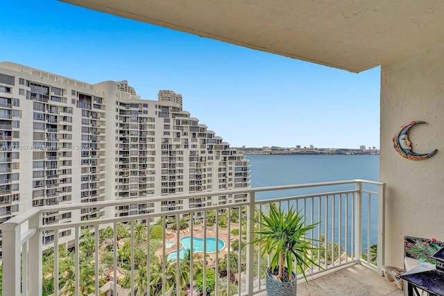 770 Claughton Island Dr Unit 1703, Miami, FL 33131 - photo 2