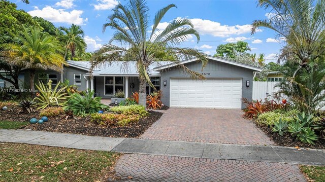 5670 NE 21st Dr, Fort Lauderdale, FL 33308 - photo 1