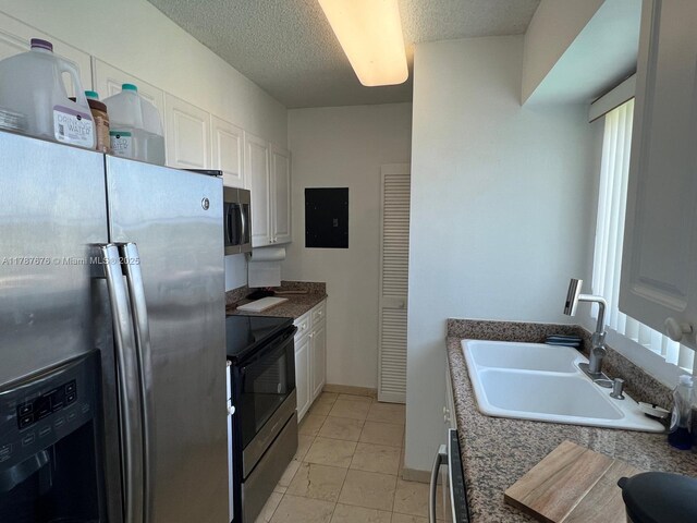 5900 Collins Ave Unit 1505, Miami Beach, FL 33140 - balcony featuring a skyline view and a water view