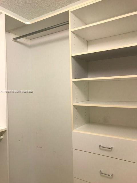 5900 Collins Ave Unit 1505, Miami Beach, FL 33140 - view of spare room