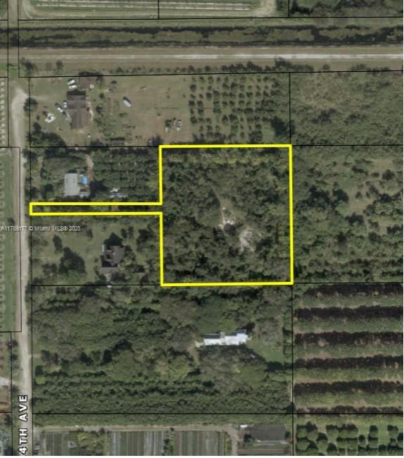 30809 SW 214th Ave, Homestead, FL 33030 - photo 8