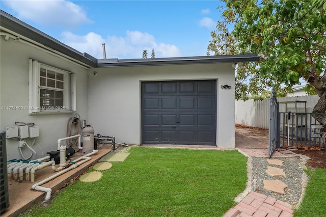6051 SW 110th Ave, Miami, FL 33173 - garage featuring fence