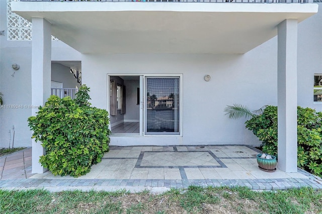 2200 S Ocean Dr Unit N116, Hollywood, FL 33019 - property entrance with stucco siding
