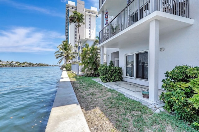 2200 S Ocean Dr Unit N116, Hollywood, FL 33019 - exterior space featuring a water view